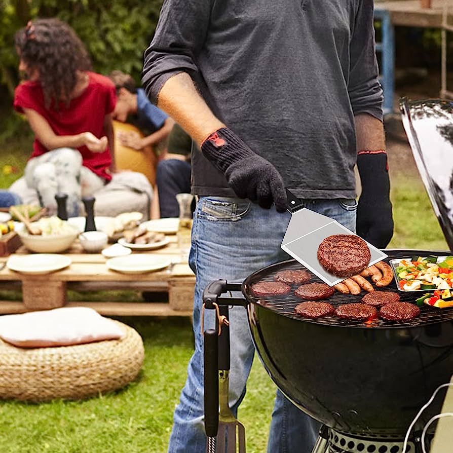 Avoiding Mishaps: The Most Common Mistakes People Make When Using a Burger Spatula插图