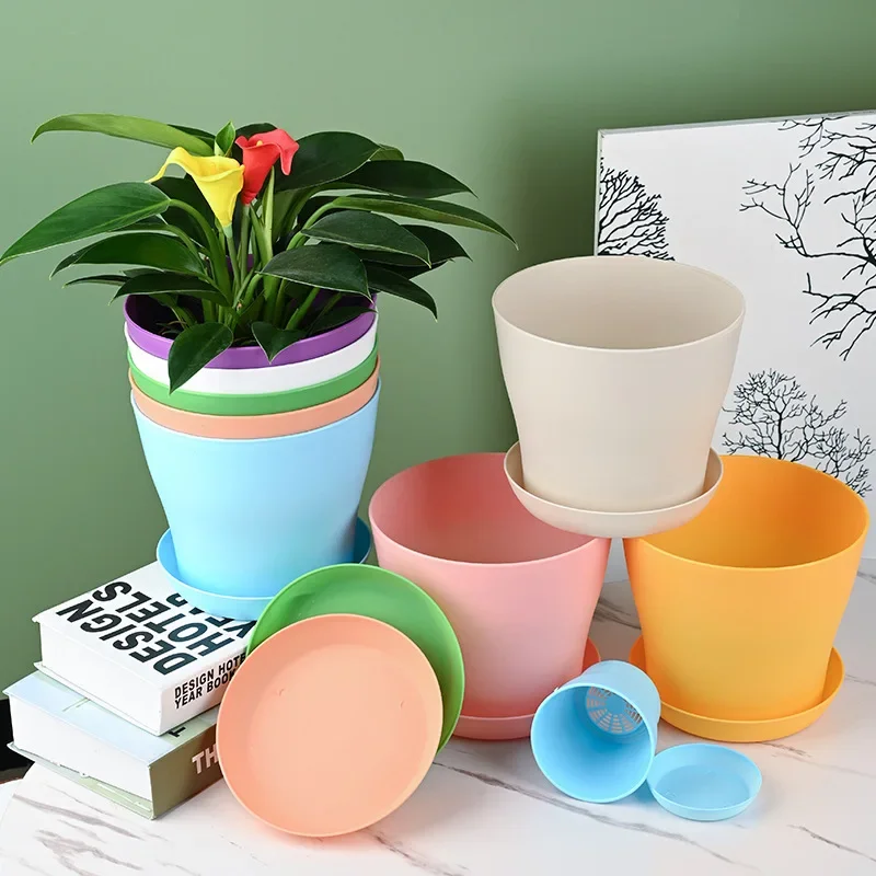 spray paint flower pots