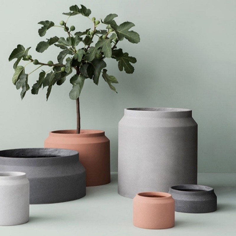 making cement flower pots