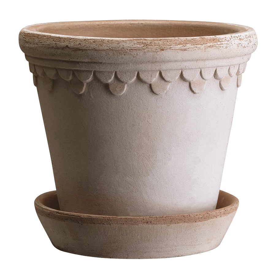 what are flower pots made of