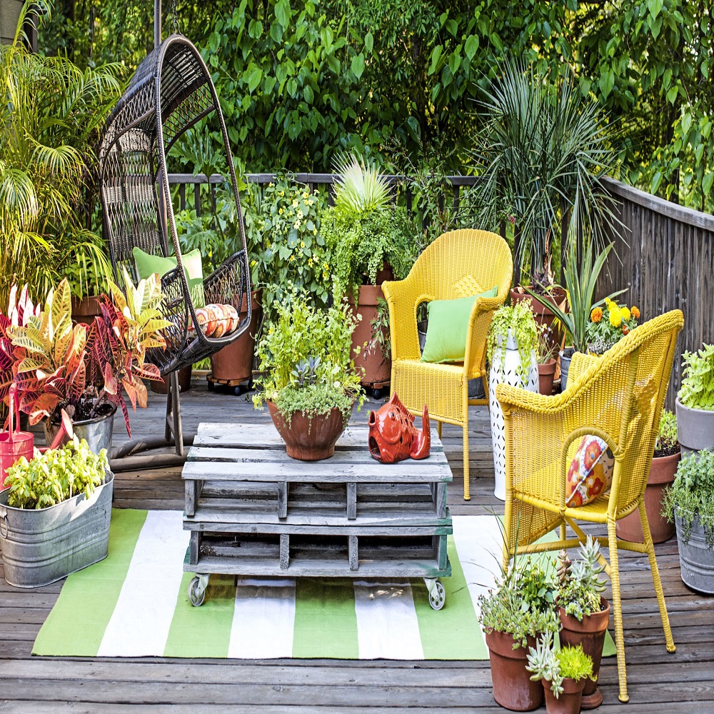 landscaping with flower pots