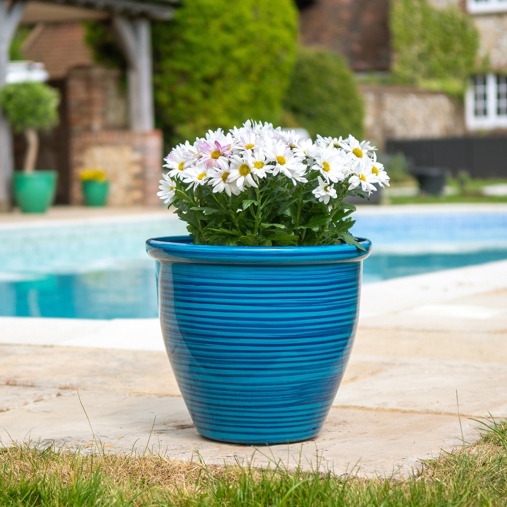 how to paint plastic flower pots for outdoors