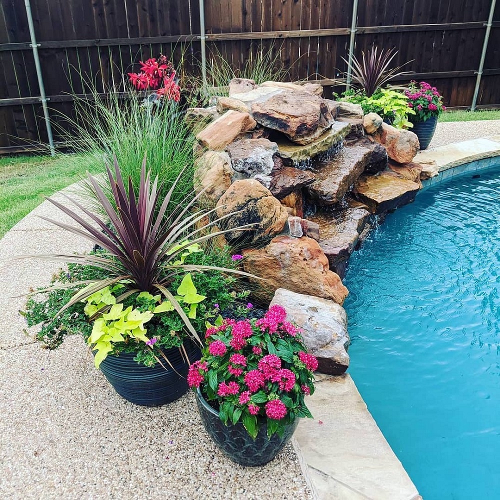 flower pots around pool ideas