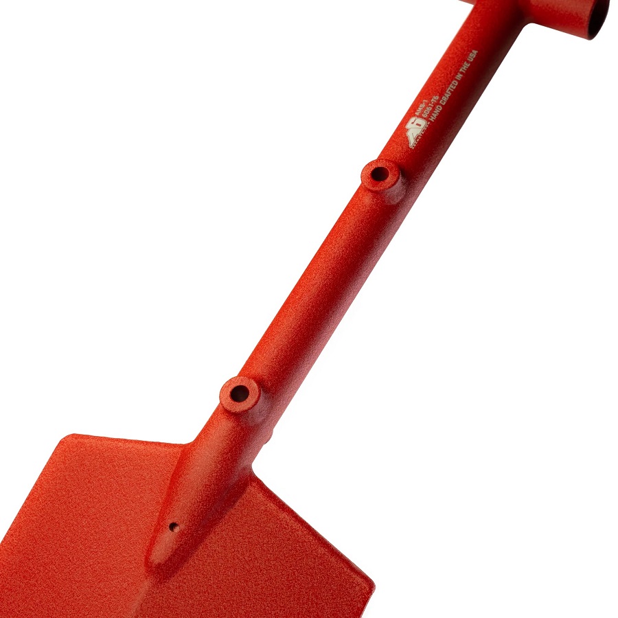 red shovel
